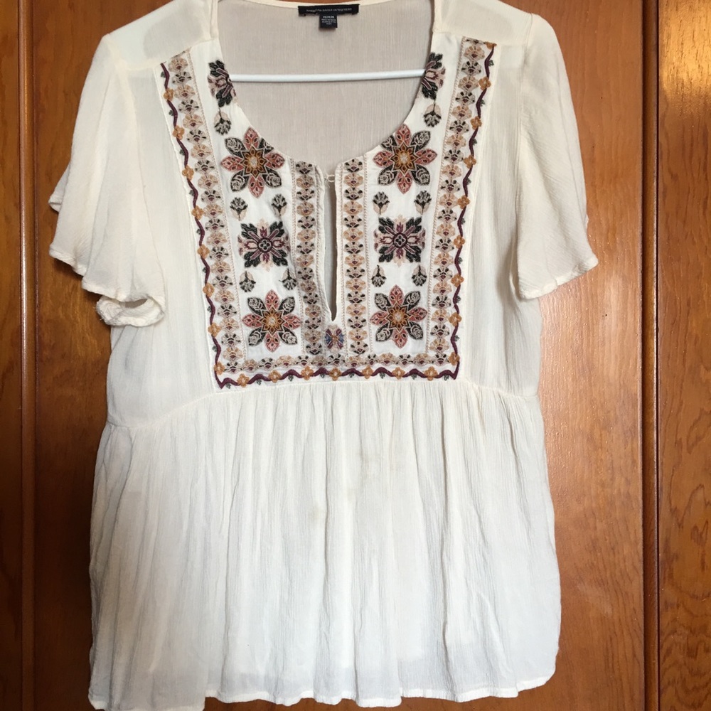 American Eagle. Short sleeved boho inspired top